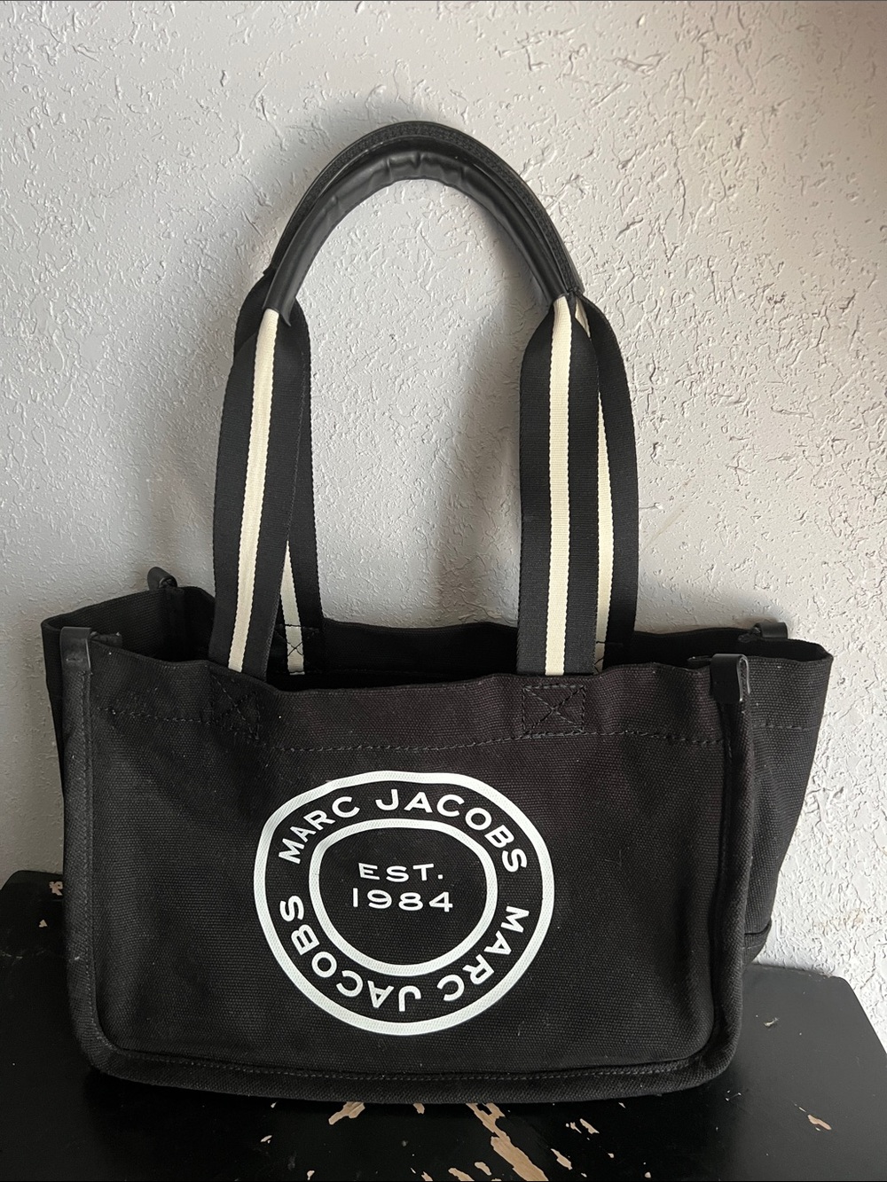 Marc Jacobs Black Canvas Messenger Bag with White Logo - Picture 2 of 4